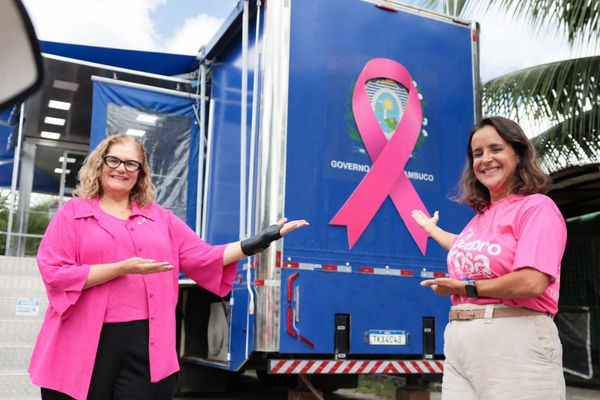 Outubro Rosa é aberto oficialmente nas Carretas da Mulher Pernambucana